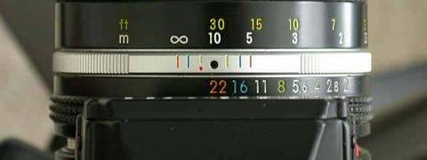 85mm Objektiv, Blende 22